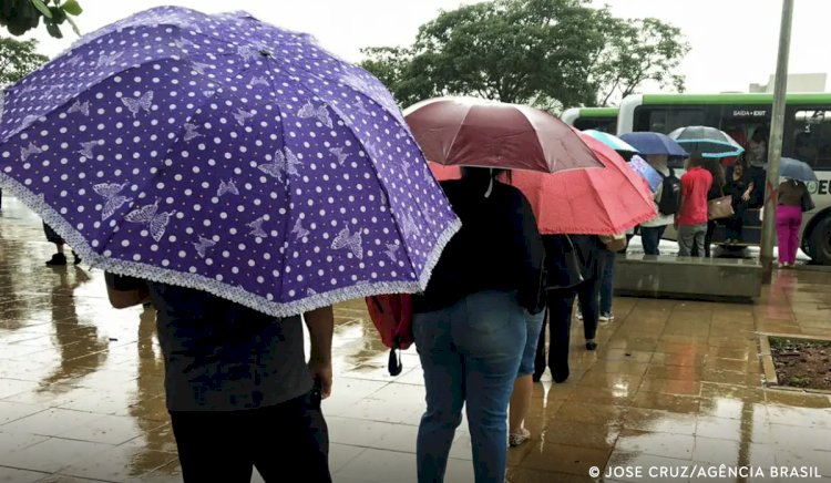 Chuvas intensas colocam maior parte do país em alerta