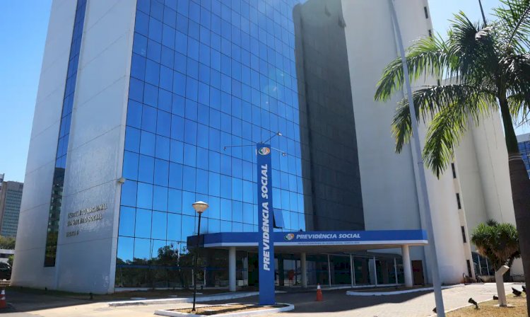 INSS antecipa benefícios de cartões de final 5 e 0 nesta sexta