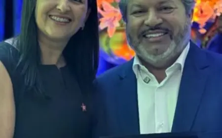 Carlos Bernardo recebe Título de Cidadão Sidrolandense