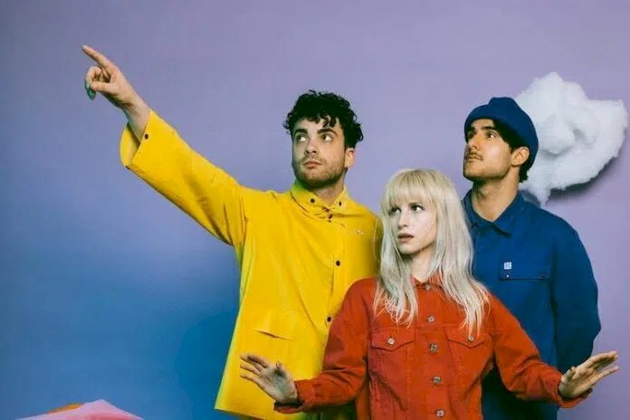 Paramore doará parte da renda de sua turnê a ONGs que apoiam o direto ao aborto