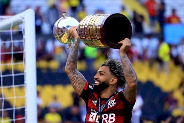 Gabigol responde após ser eleito jogador “mais chato” do Brasil