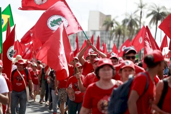 Governo quer acelerar ações da reforma agrária após invasão do MST