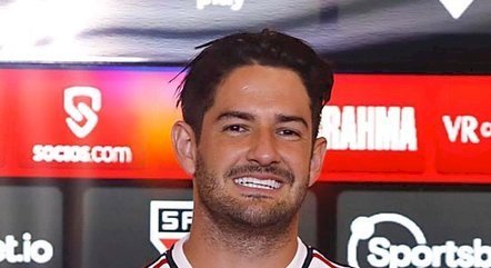 Pato se declara ao São Paulo em retorno ao clube e afirma: 