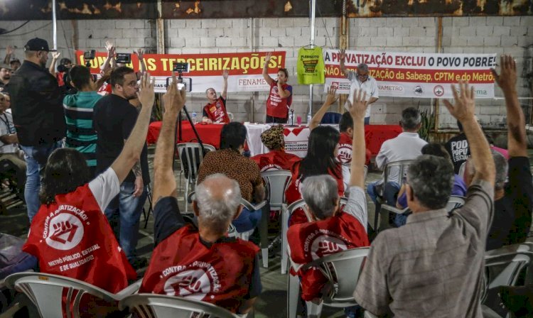 Metroviários encerram greve em São Paulo