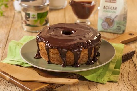 Bolo de Cenoura com Chocolate Vegano