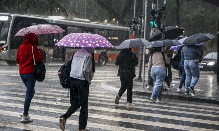 Parte da cidade de SP entra em estado de atenção para alagamentos