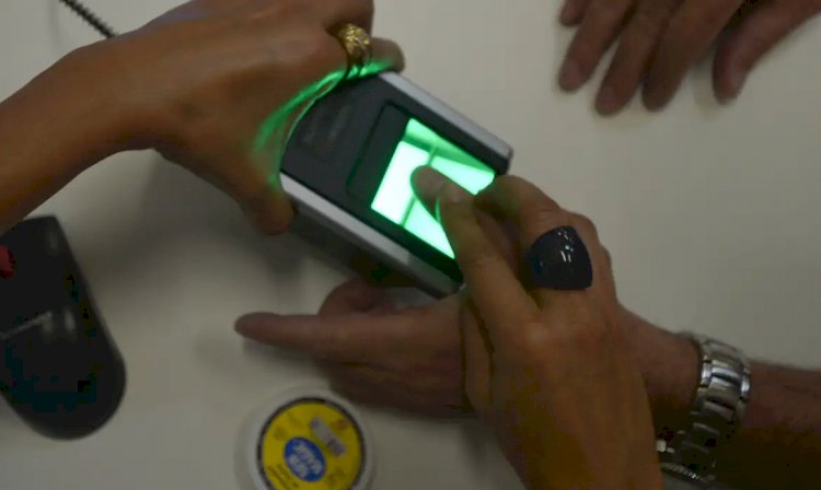 TRE-RJ convoca 4 milhões de eleitores para fazer biometria