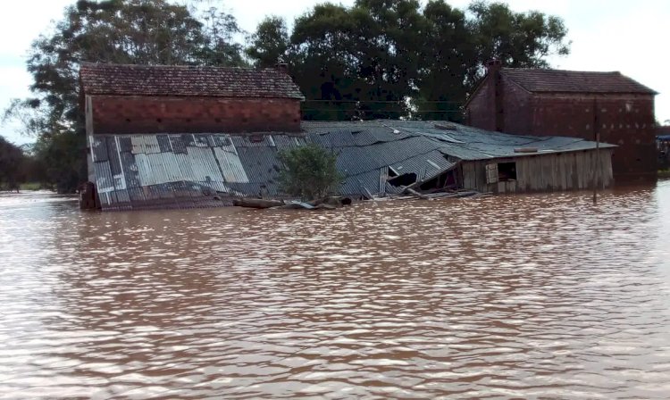 Geografia e falta de gestão de riscos agravam efeitos extremos no RS