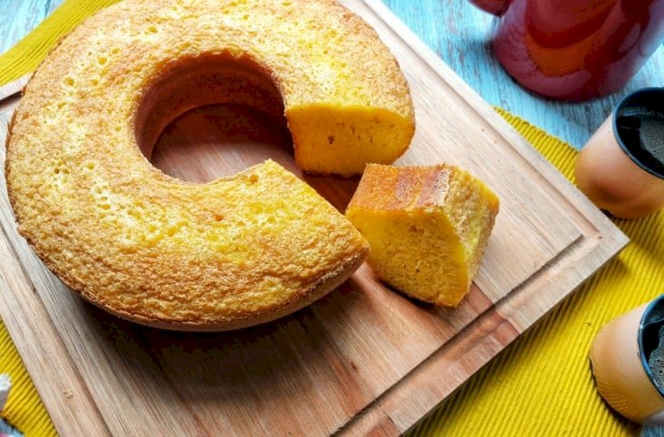 Bolo de milho de lata