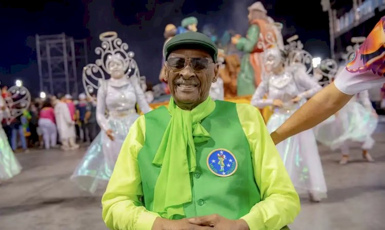 Morre Seo Carlão do Peruche, símbolo do carnaval de São Paulo