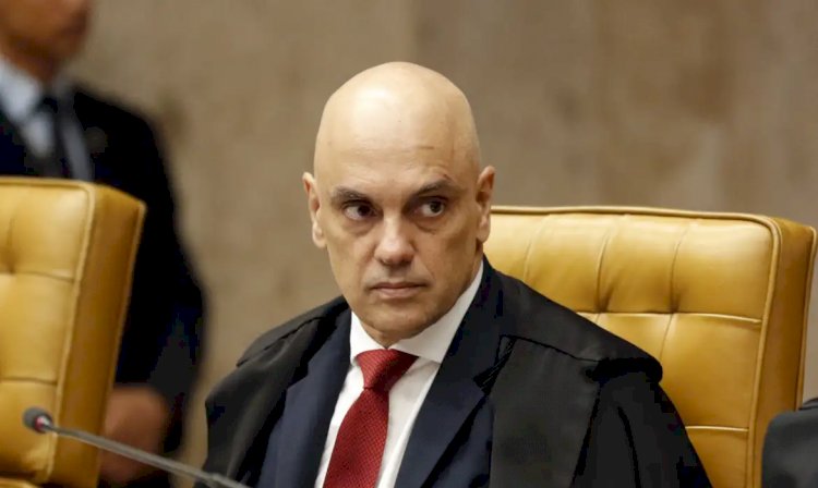 Moraes levanta sigilo de delação em que Cid implica Bolsonaro