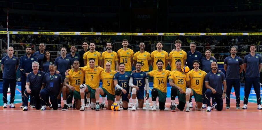 Seleção brasileira encara Bolívia em busca de classificação no Pré-Olímpico masculino de vôlei