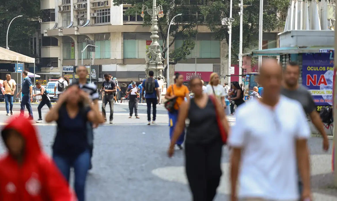 Sociedade civil apresenta dez propostas para influenciar próximo governo brasileiro